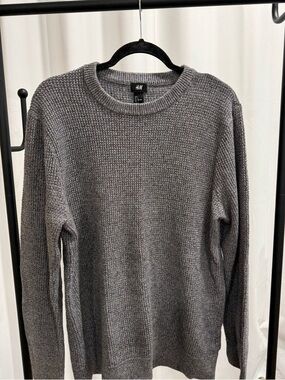 H&M Men's Charcoal Gray Knit Crewneck Sweater